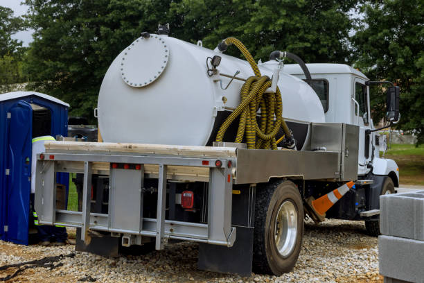 Best Luxury portable toilet rental  in On Top Of The World Designated Place, FL